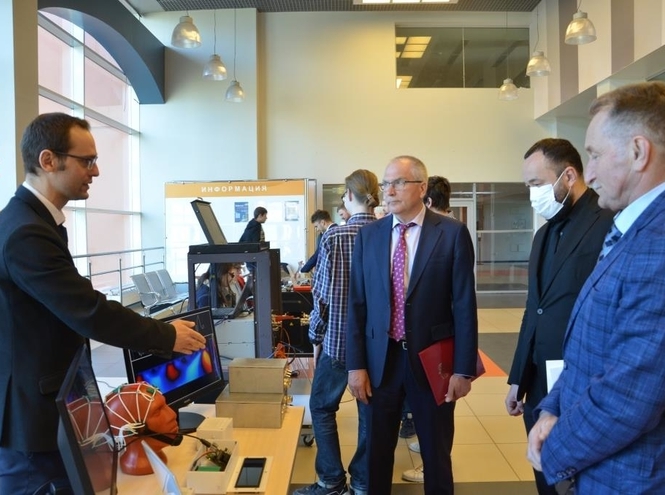 В СПбГУТ при поддержке Минцифры прошла конференция «Студенческая весна – 2022»