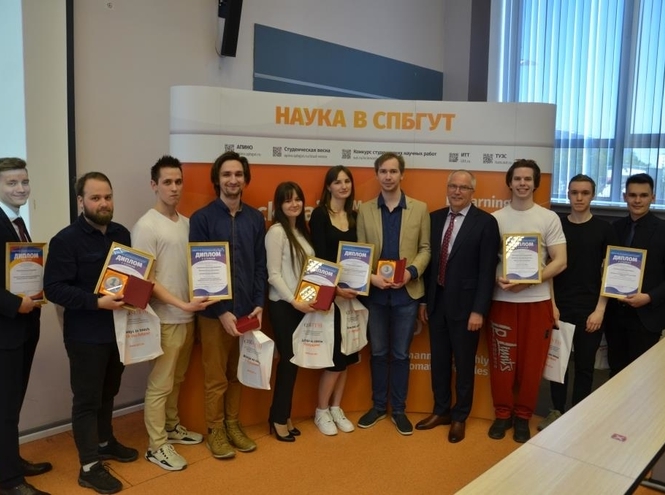 В СПбГУТ при поддержке Минцифры прошла конференция «Студенческая весна – 2022»