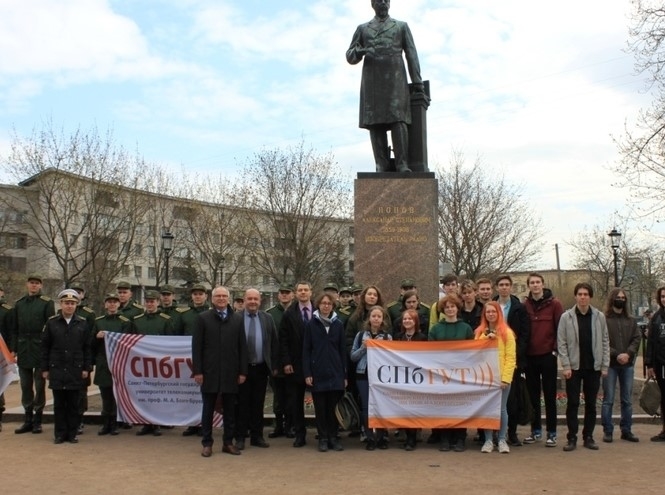 Базовая кафедра РТРС стала участником городских мероприятий и приступила к обучению новой группы