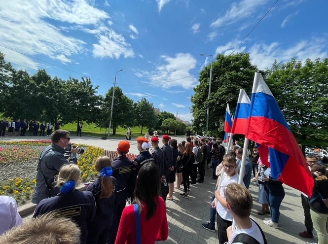 Студенты СПбГУТ приняли участие в&nbsp;церемониале ко&nbsp;Дню&nbsp;России