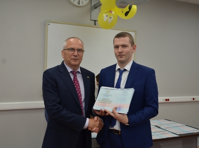 В СПбГУТ вручили дипломы выпускникам аспирантуры