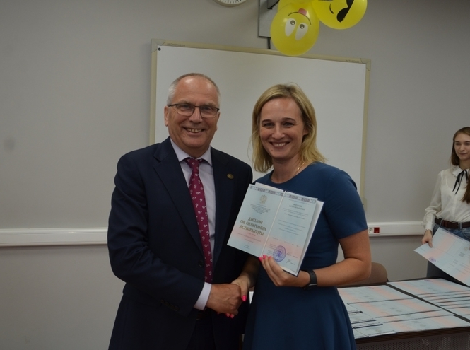 В СПбГУТ вручили дипломы выпускникам аспирантуры