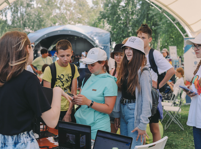 От эфира до турнира: СПбГУТ провел интерактивы для участников VK Fest