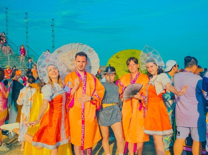 «Это про людей!»: команда СПбГУТ оценила масштаб фестиваля «Таврида.АРТ»