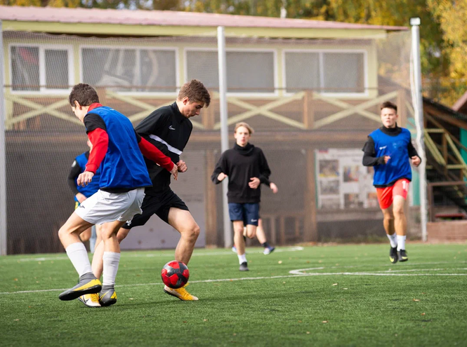 СПбГУТ собрал молодых спортсменов города на спартакиаде «На связи»
