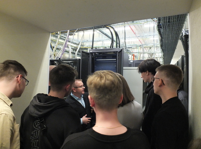 СПбГУТ и билайн открыли факультатив по сетям мобильной связи