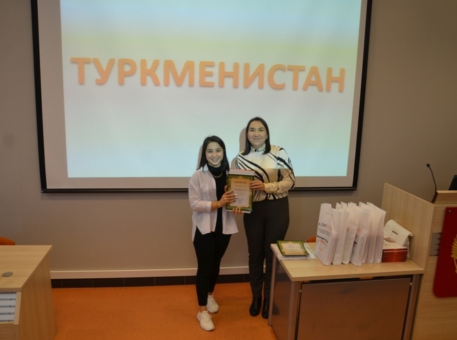В СПбГУТ наградили победителей конкурса «ТОП-10» среди иностранных студентов