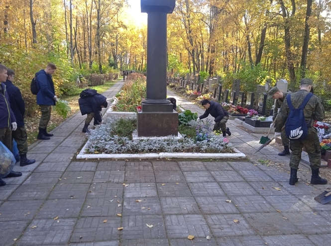 СПбГУТ на городском месячнике по благоустройству территорий