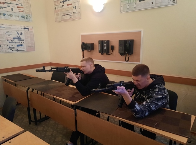 Первокурсники на огневом рубеже: Спартакиада завершена