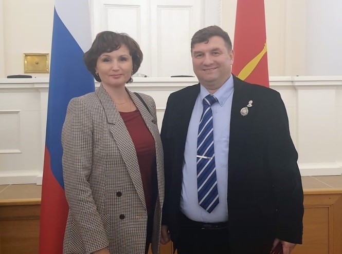 Смольный вручил госнаграду заведующему кафедрой ЗСС Андрею Красову