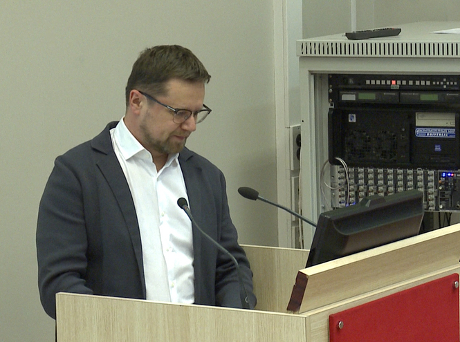 Поздравляем с защитой диссертации!