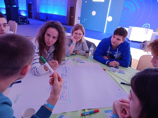 Студентка СПбГУТ на Форуме молодых профессионалов «АтомПрофи»