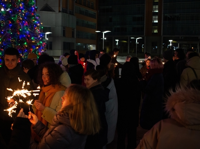Студенты факультета РТС провели «самый теплый вечер»