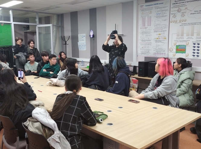 Школьники из Якутии познакомились с университетом телекоммуникаций