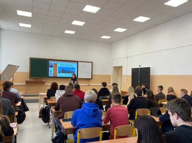 О мотивации в учебе: на факультете ЦЭУБИ прошел цифровой урок