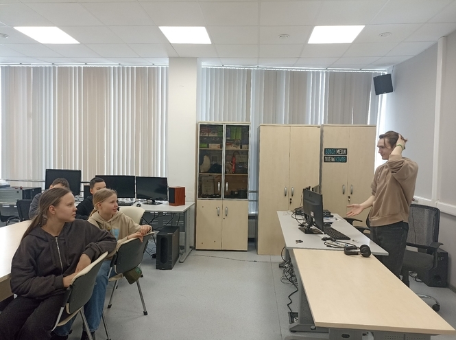 В СПбГУТ рассказали школьникам о создании медиа-проектов