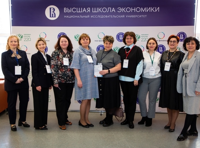 Проба пера: студенты факультета СЦТ провели интервью на международной конференции