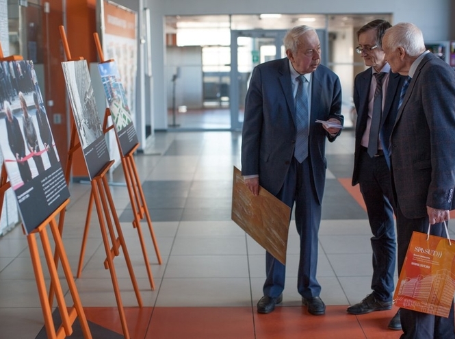 Культурно-просветительский центр «Музей СПбГУТ» поздравили с юбилеем