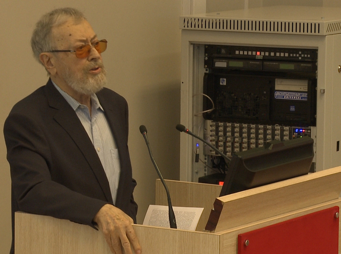 Поздравляем с защитой диссертации!