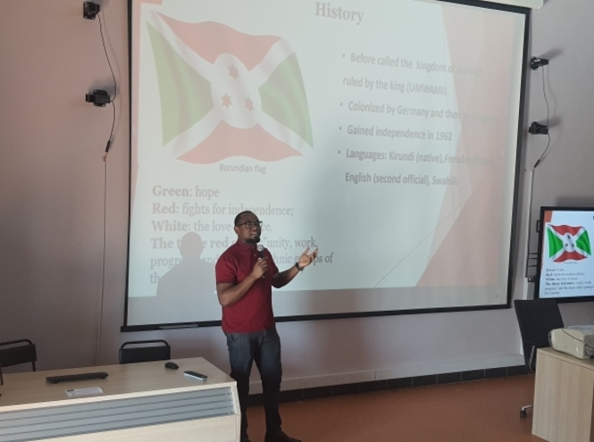 На Неделе иностранных языков студенты СПбГУТ заговорили на кирунди