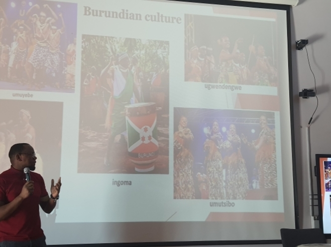 На Неделе иностранных языков студенты СПбГУТ заговорили на кирунди