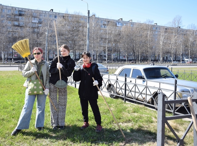 Сделать планету чище: в СПбГУТ прошел субботник
