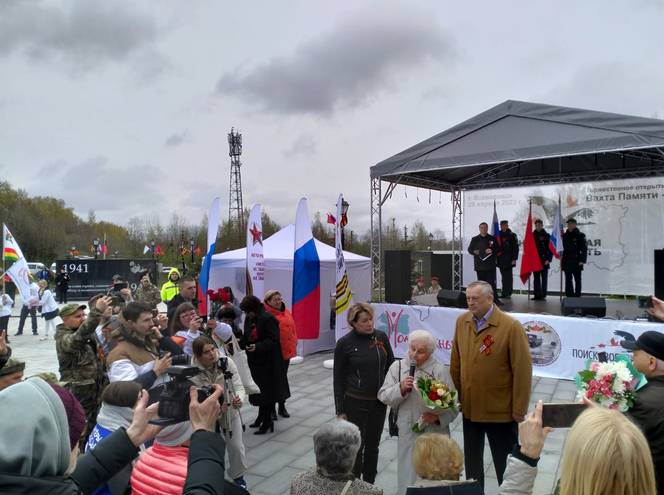 Студенты СПбГУТ на памятных мероприятиях ко Дню Победы