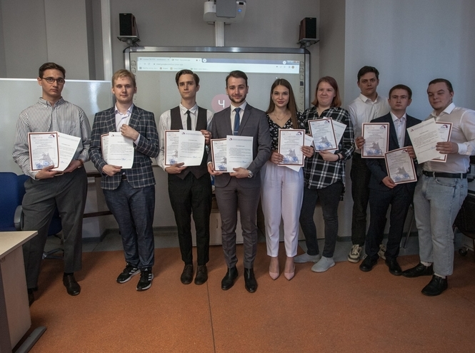 В СПбГУТ прошел выпуск студентов базовой кафедры компании РТРС