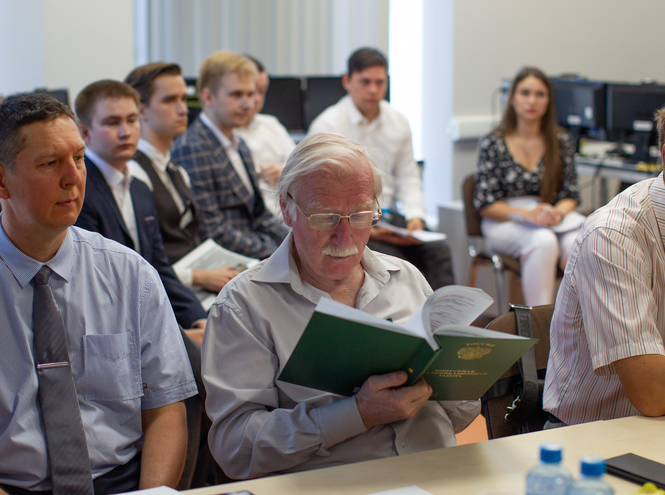 В СПбГУТ прошел выпуск студентов базовой кафедры компании РТРС