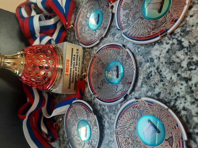 Студенты факультатива «Гребно-парусный спорт» – призеры гонок на ялах