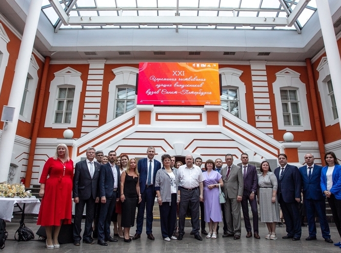 Студент СПбГУТ Глеб Бударный признан лучшим выпускником Санкт-Петербурга