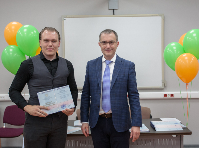 В СПбГУТ вручили дипломы выпускникам аспирантуры