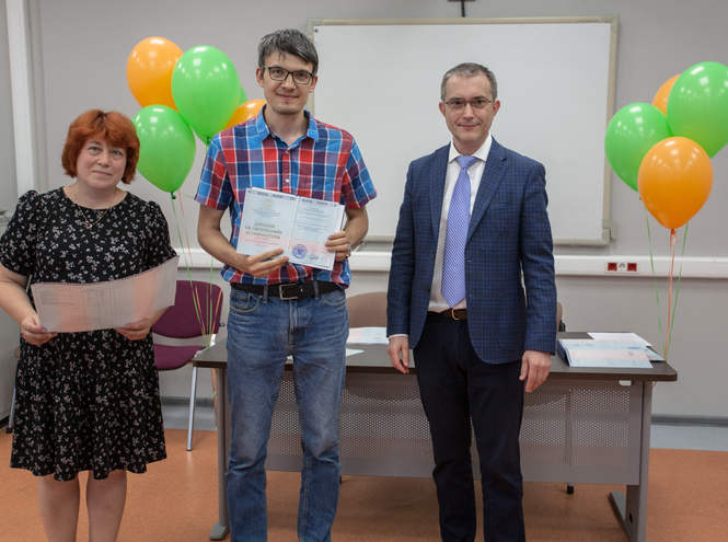 В СПбГУТ вручили дипломы выпускникам аспирантуры