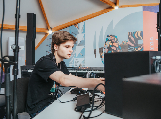 Студент СПбГУТ стал участником музыкальной арт-школы на Тавриде