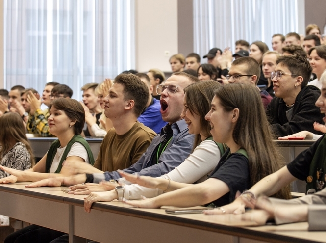 Будущие наставники первокурсников начали обучение в Школе кураторов СПбГУТ