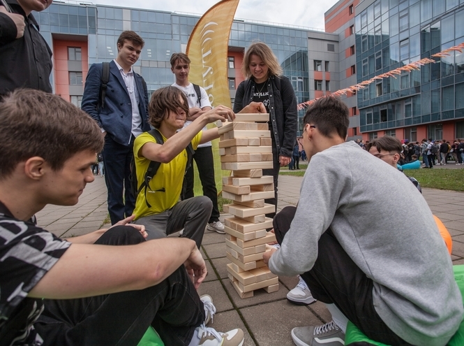 «Пусть все будет Бонч-Бруевич!»: как прошел День знаний в СПбГУТ