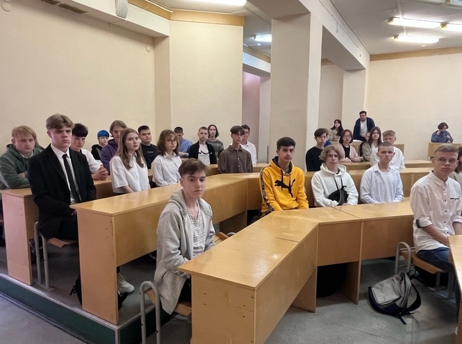 Здравствуй, колледж! 1 сентября в Архангельском колледже телекоммуникаций