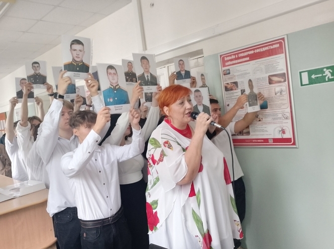 Смоленский колледж телекоммуникаций навестил военнослужащих в госпитале