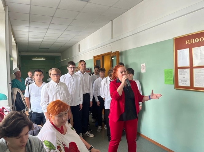 Смоленский колледж телекоммуникаций навестил военнослужащих в госпитале