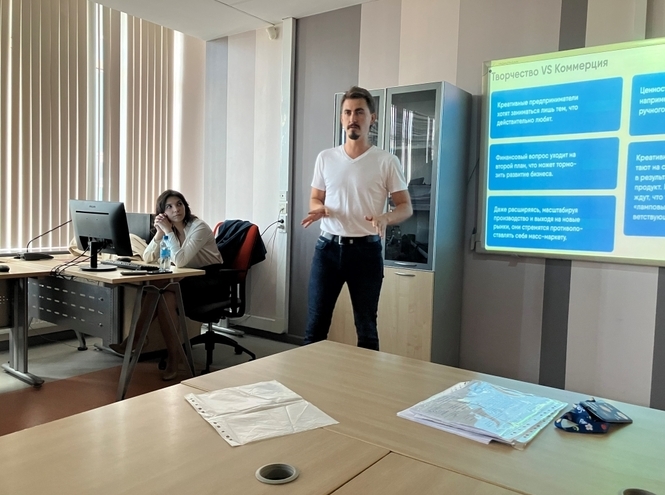 Факультеты ИСиТ и СЦТ на акции «Поделись своим знанием»