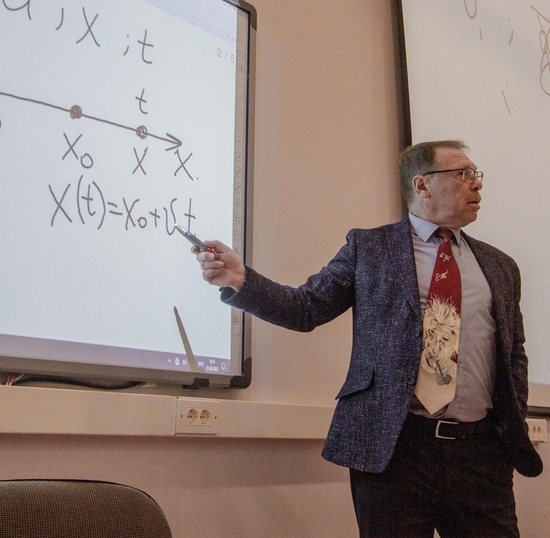 В СПбГУТ прошел открытый урок по физике для школьников Санкт-Петербурга