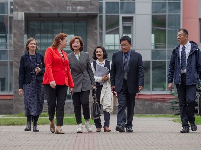 СПбГУТ и СКИАТ обсудили вопросы сотрудничества по академической мобильности