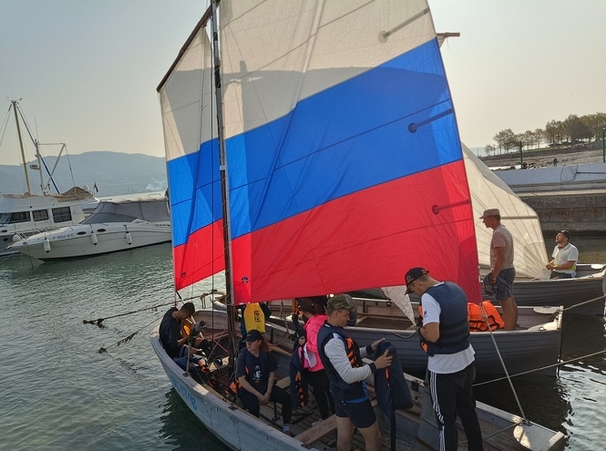 Студенты СПбГУТ – серебряные призеры Кубка России по парусным гонкам!