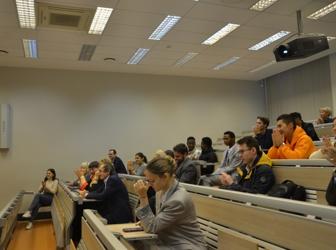 В СПбГУТ награждены лучшие иностранные студенты конкурса успеваемости «ТОП-10»