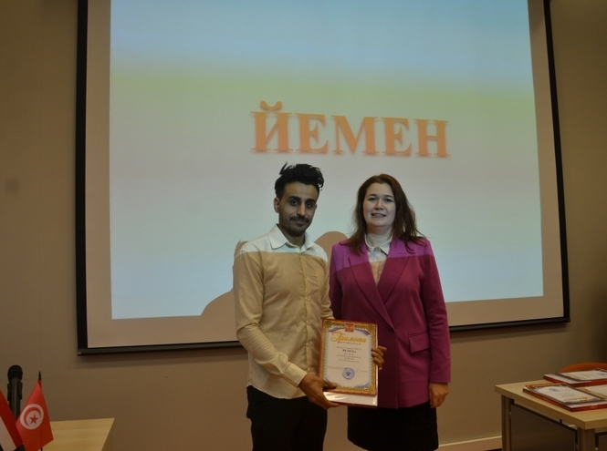 В СПбГУТ награждены лучшие иностранные студенты конкурса успеваемости «ТОП-10»