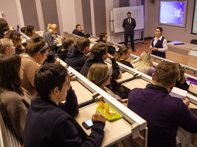 В СПбГУТ прошла лекция ко Дню народного единства