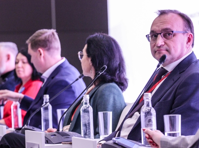 СПбГУТ представил передовые решения и экспертизу на форуме «ИТ-Диалог»