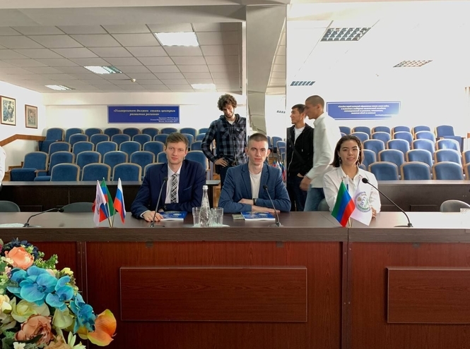 Студенты СПбГУТ на конференции «Наука и творчество: вклад молодежи»