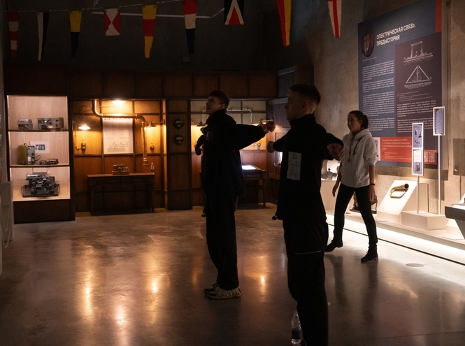 Студенты СПбГУТ на экскурсии в Кронштадте