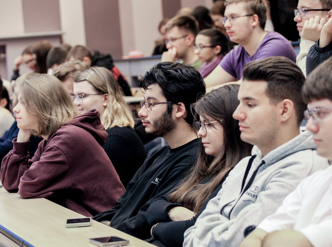 В СПбГУТ работает конференция магистрантов и их руководителей ПКМ